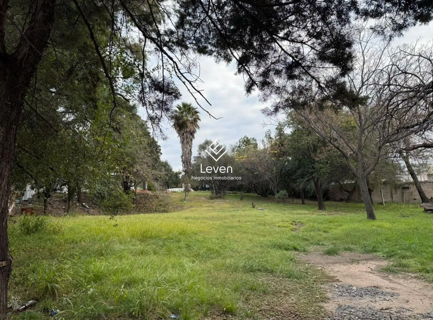 VENTA Casa y Terreno de 4500 metros en villa allende OPORTUNIDAD 3