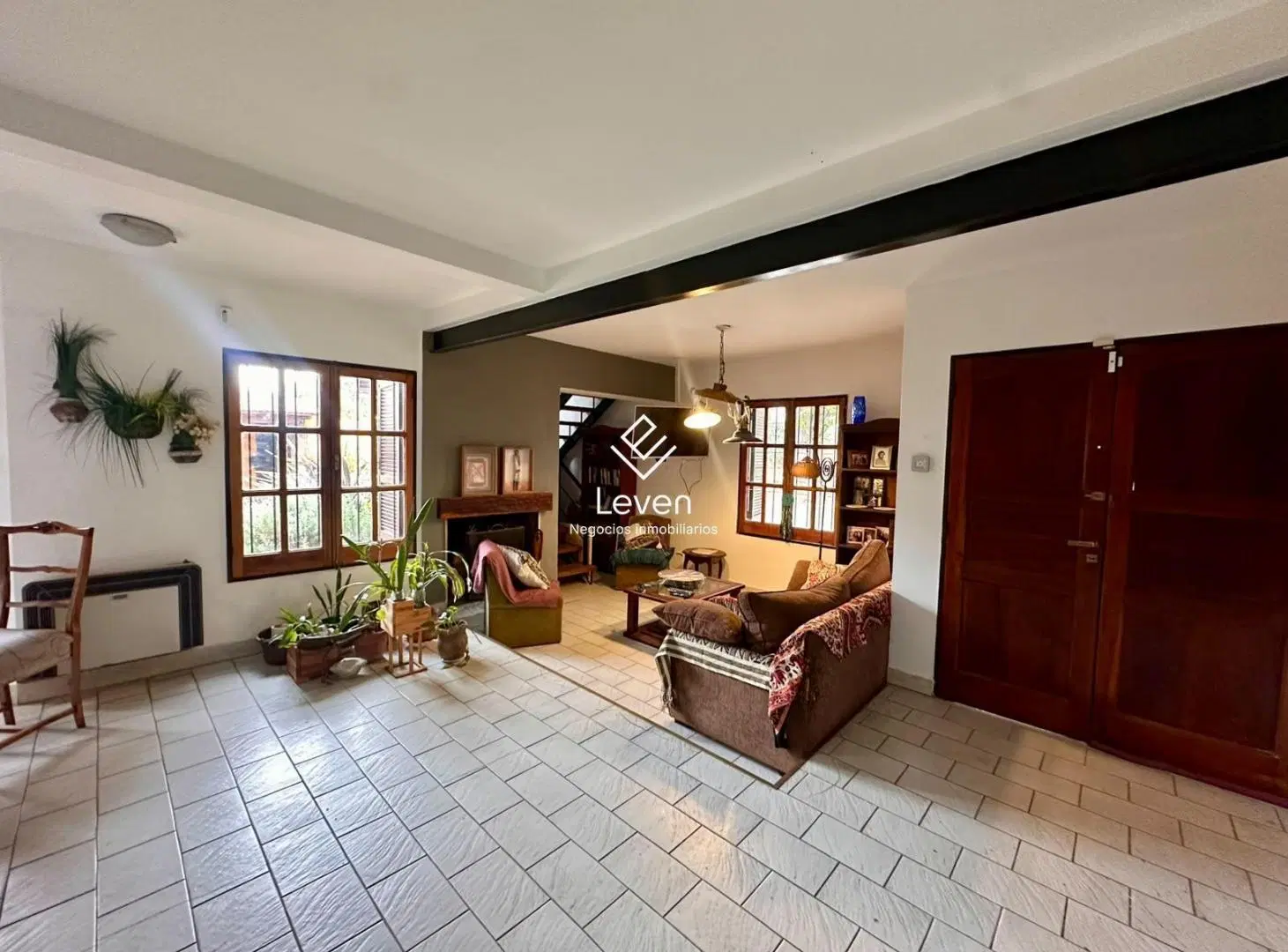 Casa 3 dormitorios más departamento independiente Quebrada de las Rosas 4