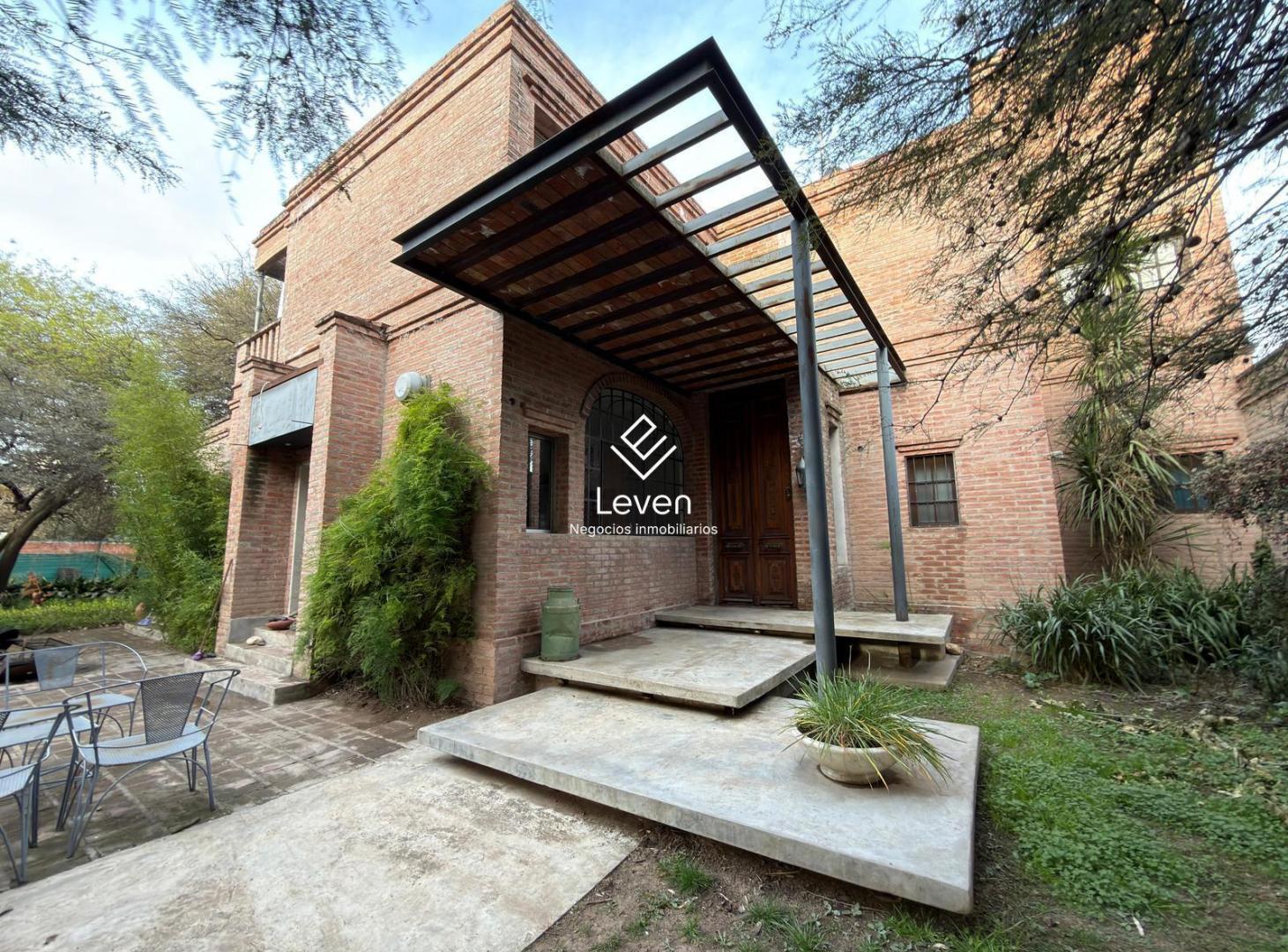 Foto de Venta 2 Casas 1 Hectárea Terreno Barrio El Hornero Con Pileta, imagen 1