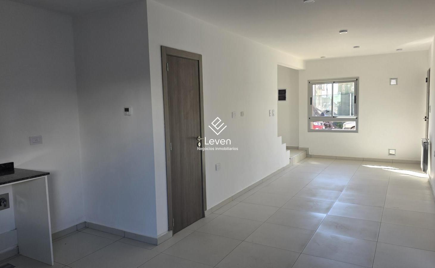 Foto de ALQUILER DUPLEX A ESTRENAR 3 DORMITORIOS DOCTA, imagen 2