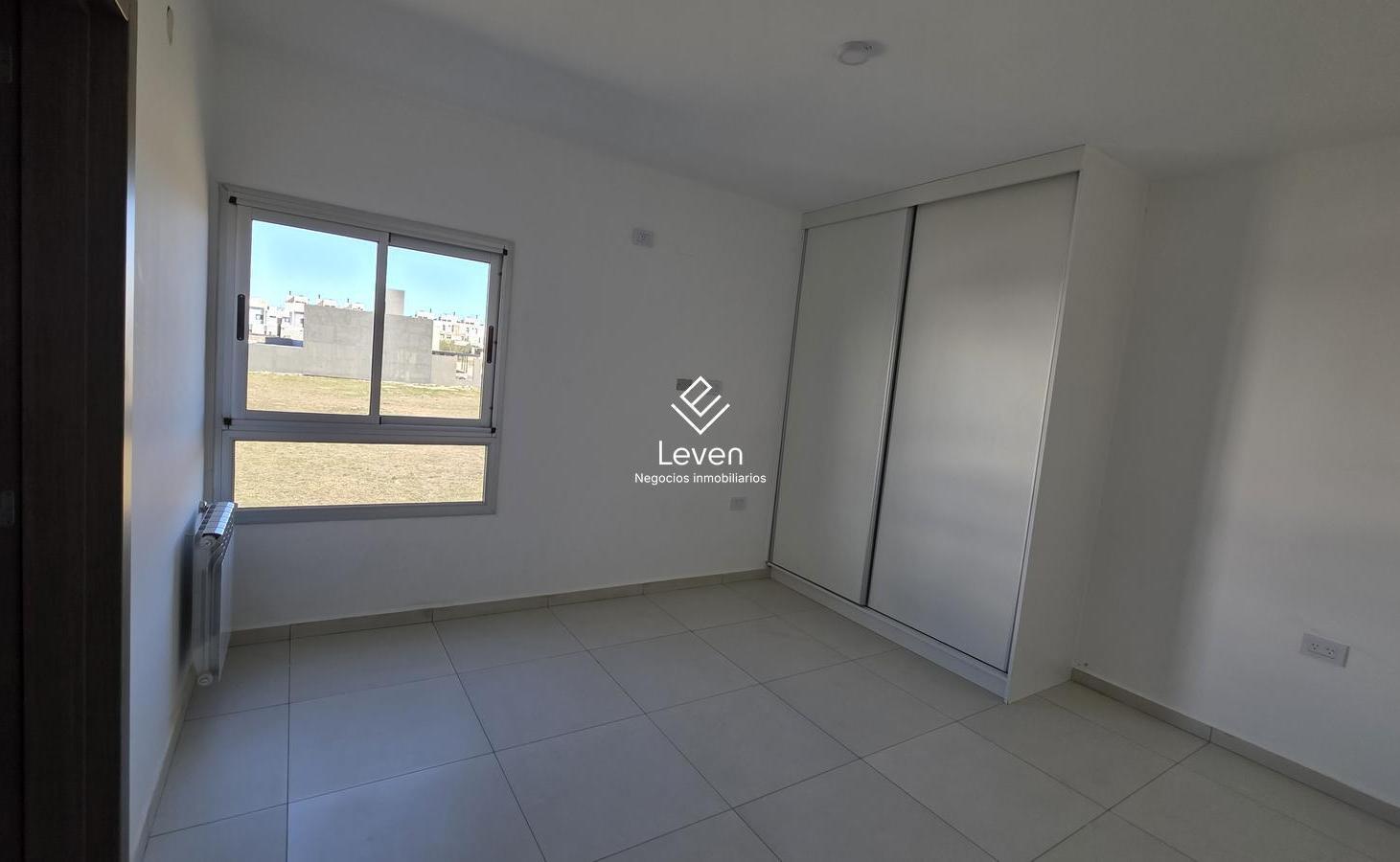 Foto de VENTA DUPLEX 3 DORMITORIOS DOCTA A ESTRENAR, imagen 2