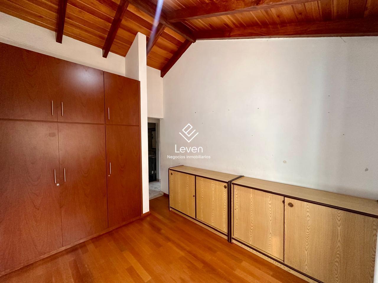 Foto de Casa más departamento Barrio San Isidro Villa Allende, imagen 3