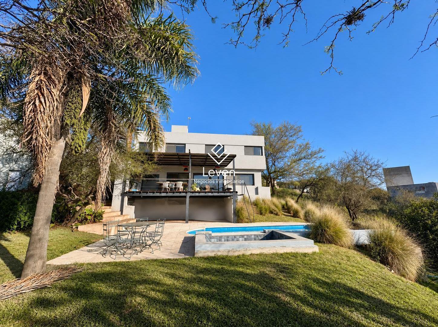 Foto de Casa 3 dormitorios con grandes vistas B° Molinos de Viento, Mendiolaza, imagen 1