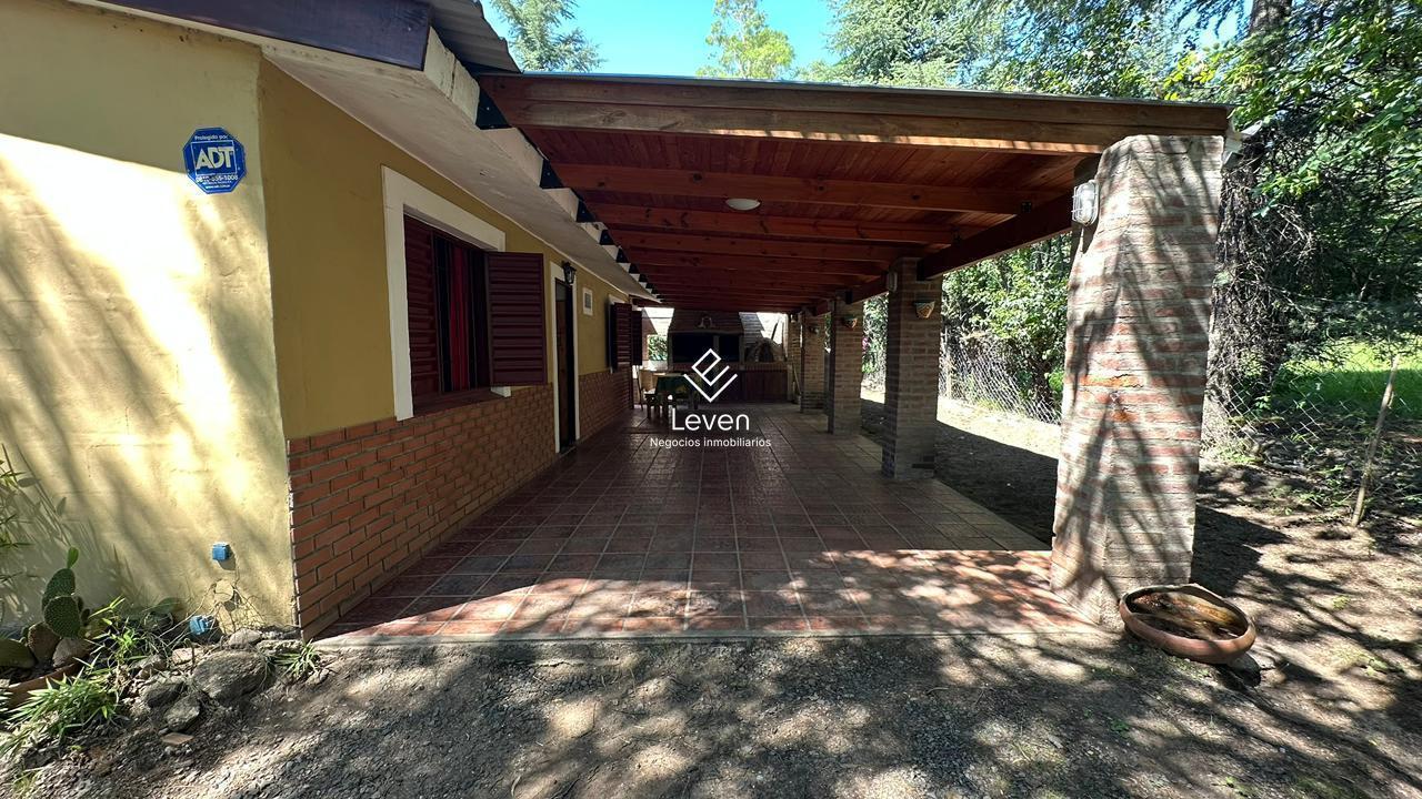 Foto de VENTA CASA 2 DORMITORIOS EN SIQUIMAN CON PIELTA, GALERIA Y GRAN PARQUE, imagen 2