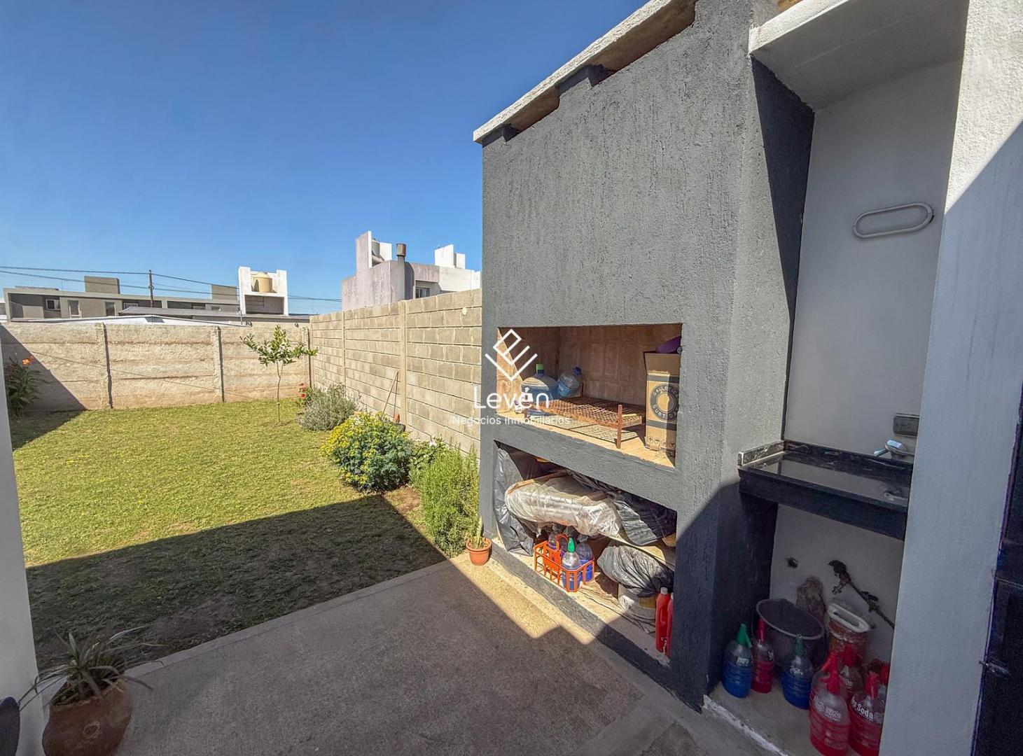 Foto de Venta Casa 2 Dorm Patio en Barrio Norte Villa Allende, imagen 3