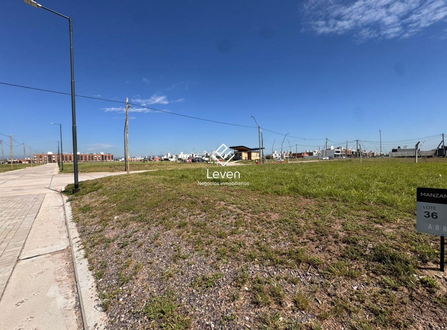 Foto de Terreno 400 mts apto duplex Abras de Manantiales, imagen 1