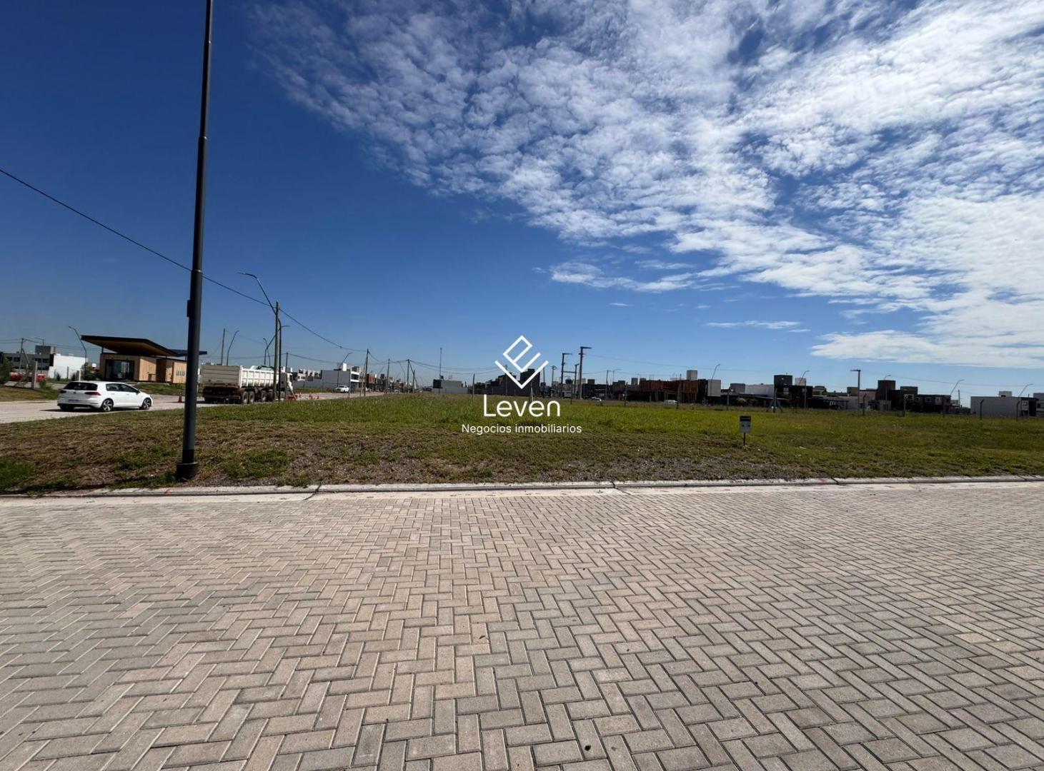 Foto de Terreno 400 mts apto duplex Abras de Manantiales, imagen 4