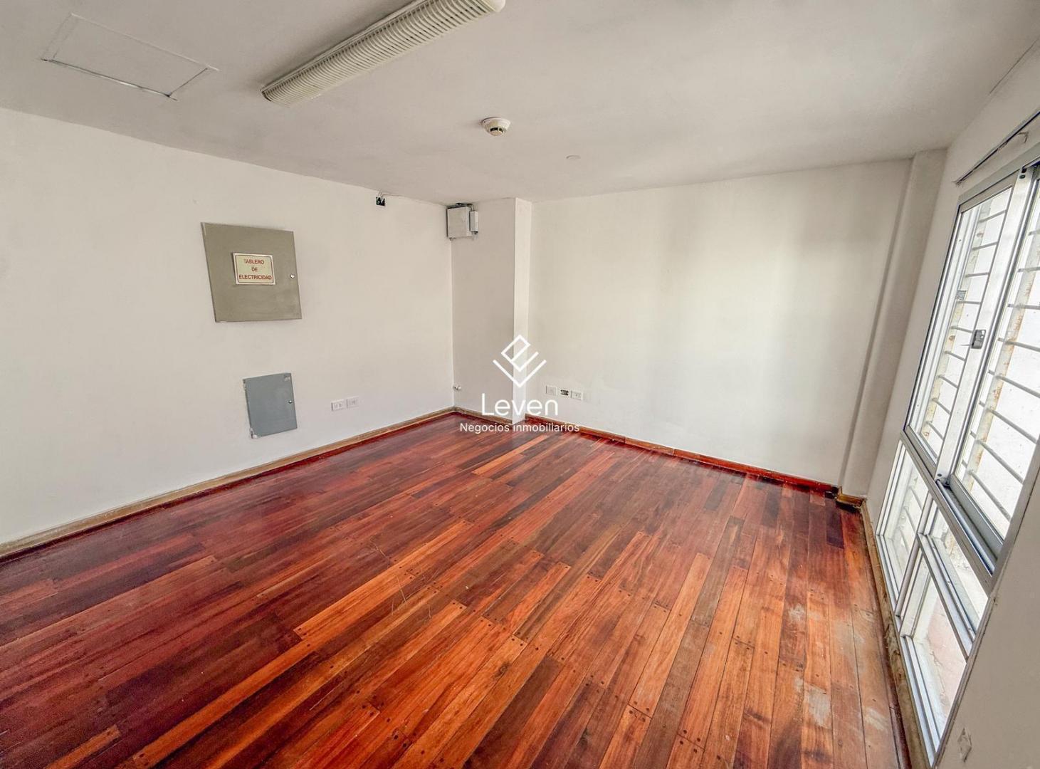 Foto de VENTA OFICINA PISO COMPLETO CENTRO CORDOBA ZONA PEATONAL, imagen 3