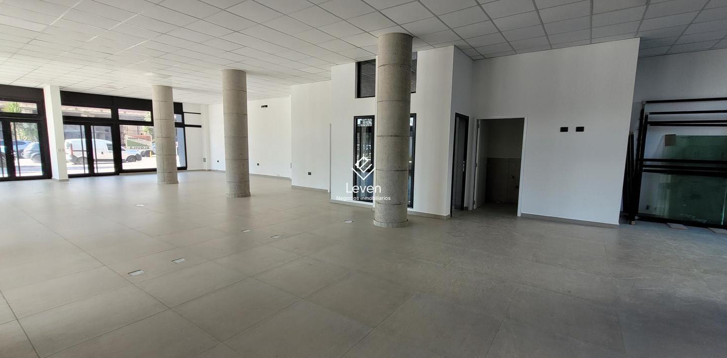 Foto de Local 250 m2 a metros de Teatro Luxor Villa Carlos Paz, imagen 2