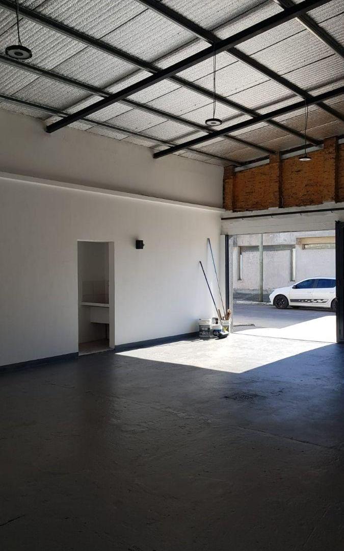 Foto de Galpón amplio a estrenar de 85 m², imagen 2
