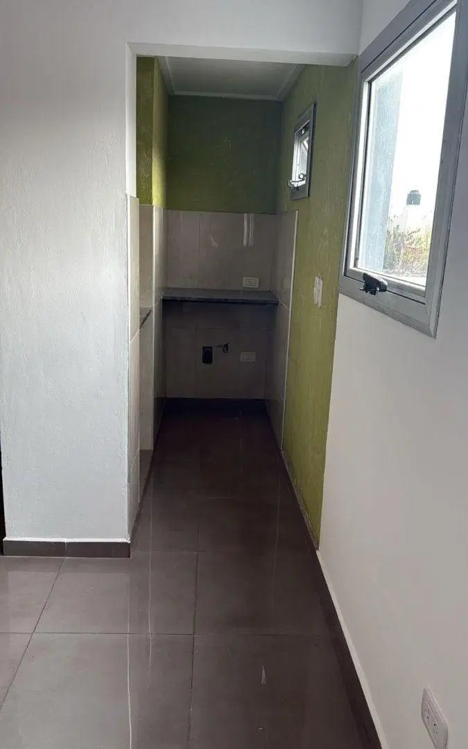 Departamento de 2 Dormitorios en Alquiler en Ensenada 3