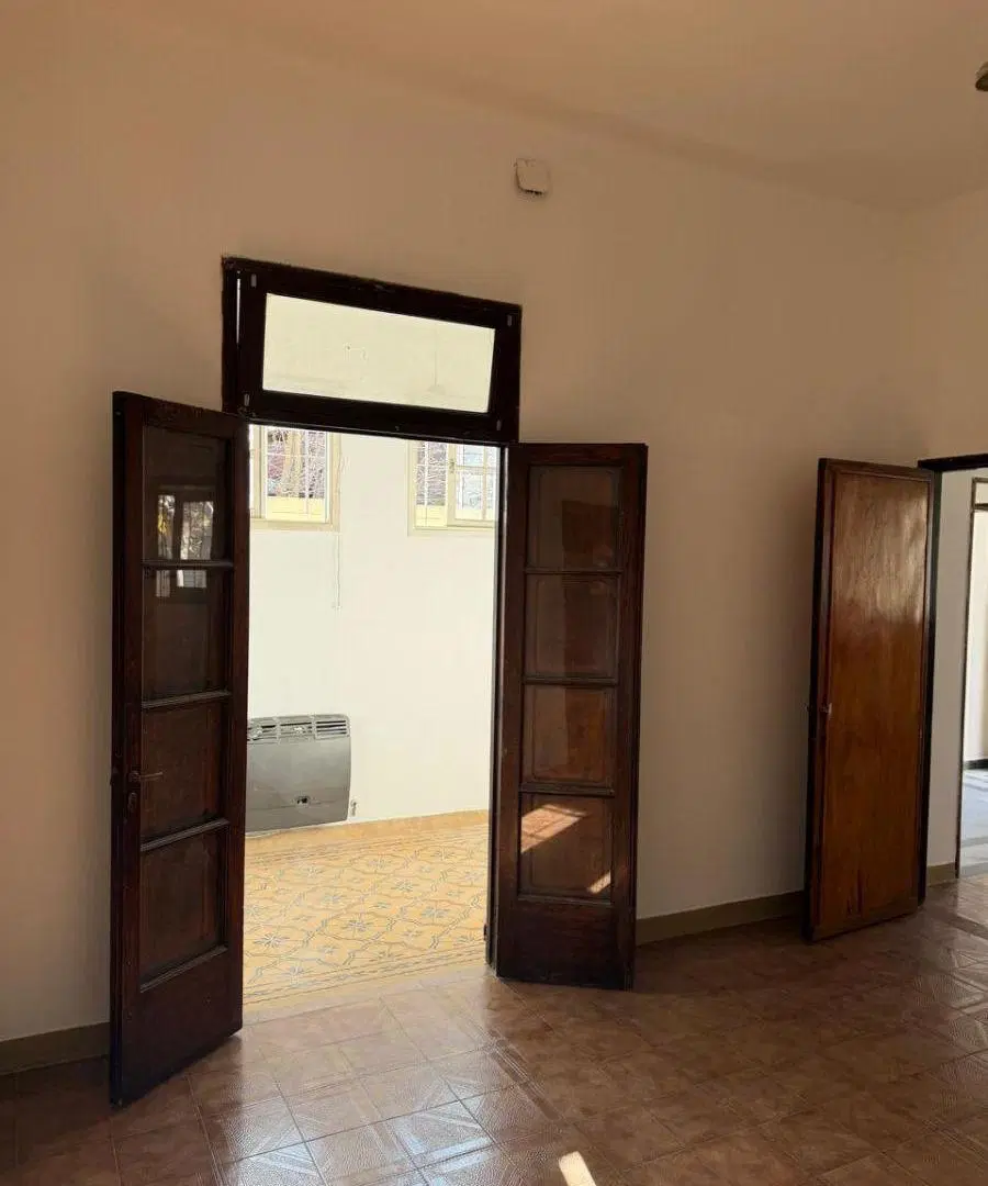 Casa de 100 m² con 2 dormitorios en alquiler en Ensenada 4