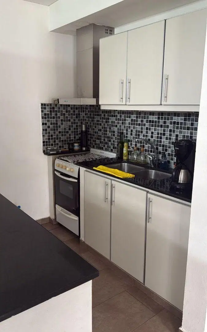 Casa de 80 m² con 2 dormitorios en alquiler en Ensenada 2