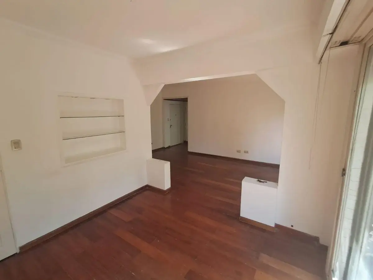 Alquiler 2 amb. Caballito. Amplio Estar. (Posibilidad de 2do dormitorio). 3