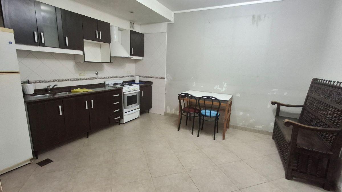 Foto de PH en Venta. 3 amb. Sin Expensas. Amplia cocina. Patio. Terraza. 2, imagen 5