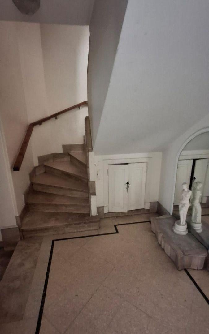 Foto de 2 Amb. al frente. 47 m2. Balcón. Por escalera. Lavadero y Cocina, imagen 2
