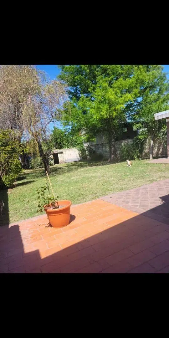 Casa con 300 m² de terreno y 2 dormitorios en venta en Cañada de Gómez 2