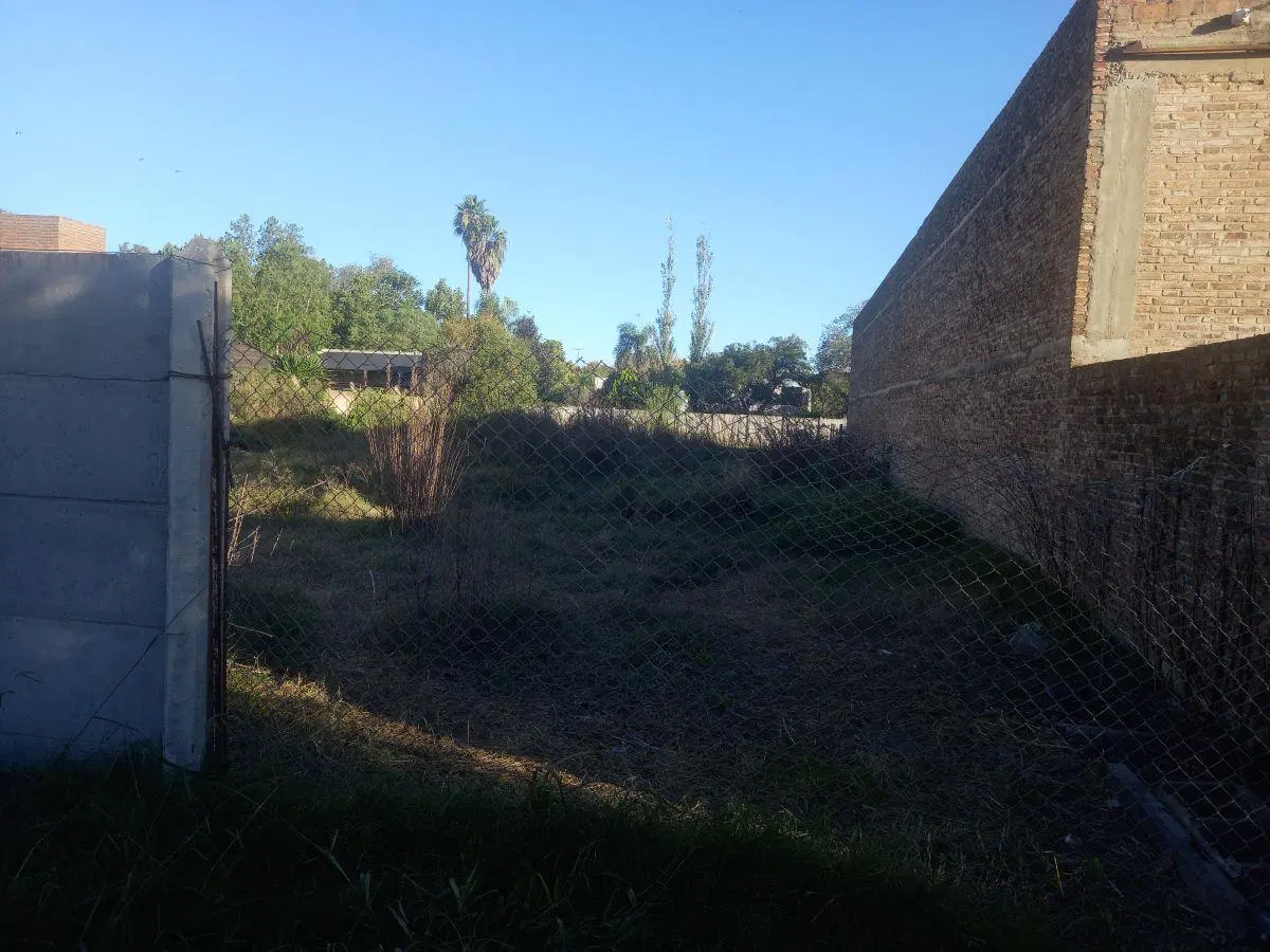 Terreno de 600 m2 en venta en Cañada de Gómez 2