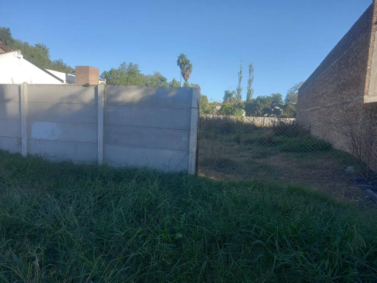 Terreno de 600 m2 en venta en Cañada de Gómez 5