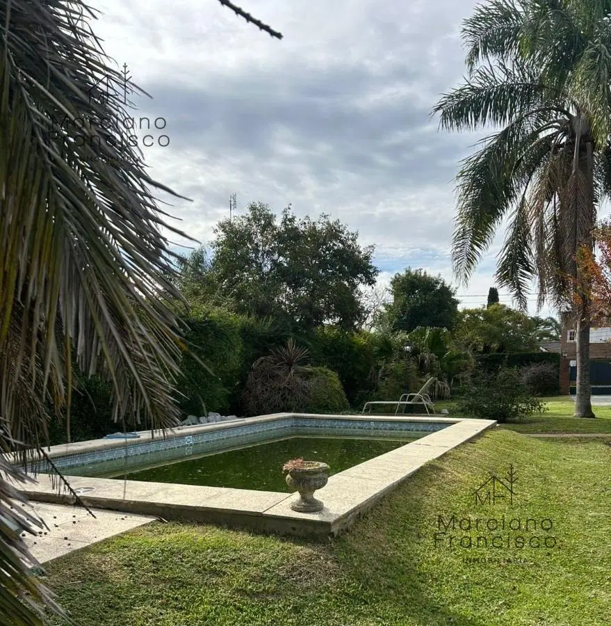 Lote con Piscina en Marcos Paz 5