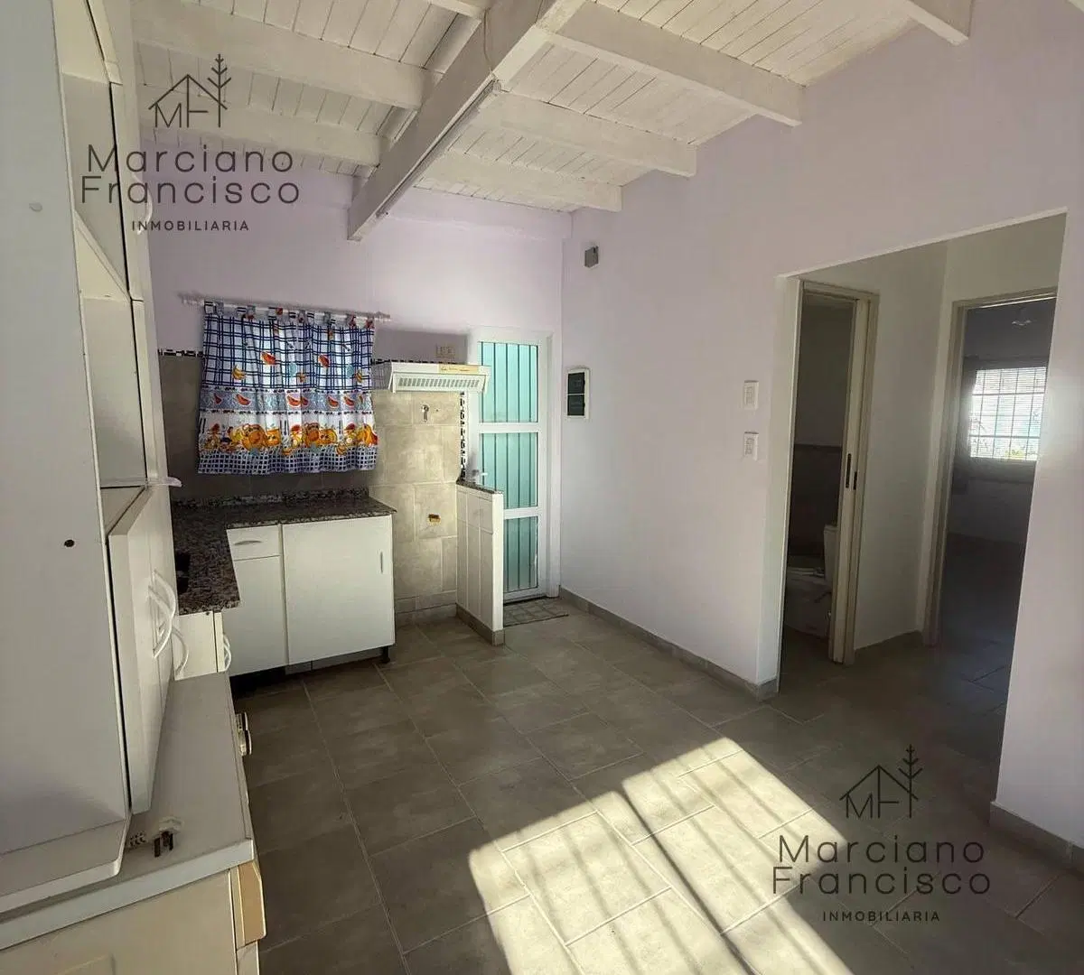 Casa en venta Marcos Paz 8