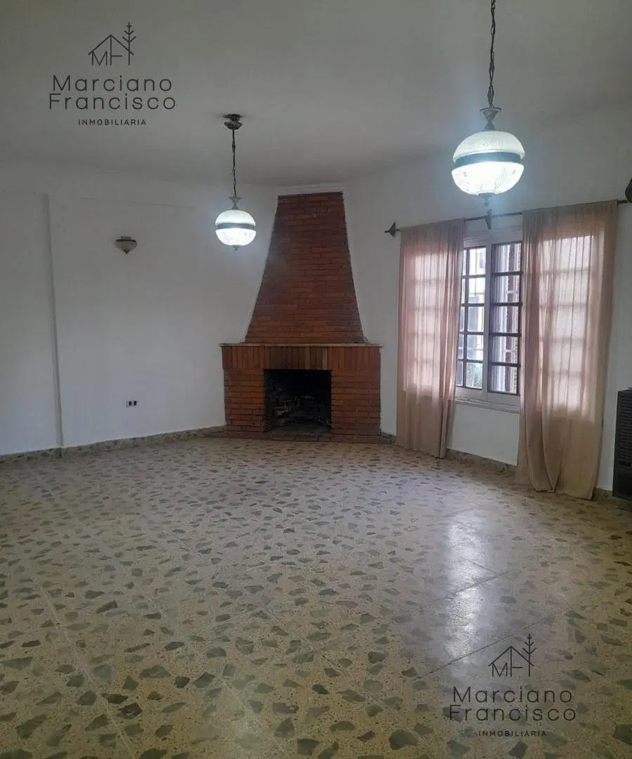 Casa en Marcos Paz Centro 4