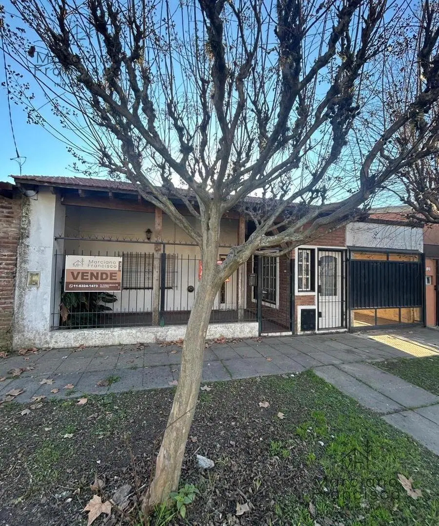 Casa en venta Marcos Paz 2