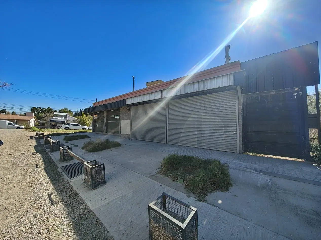 VENTA 4 LOCALES COMERCIALES EN TIRASSO GUAYMALLEN 3
