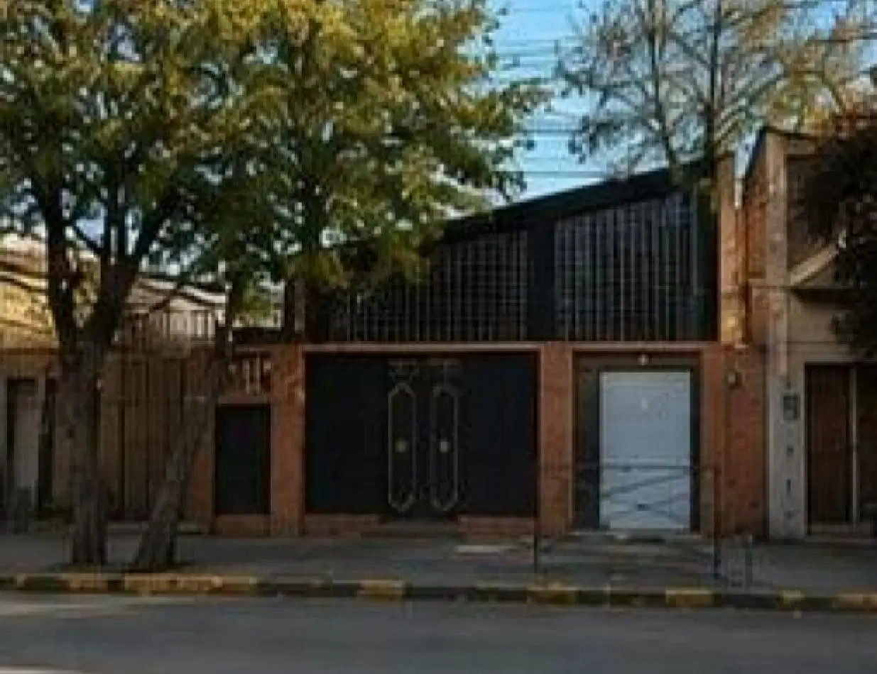 LOCAL COMERCIAL 4