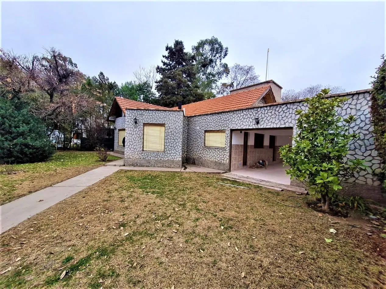 CASA EN VENTA EN VISTALBA 5