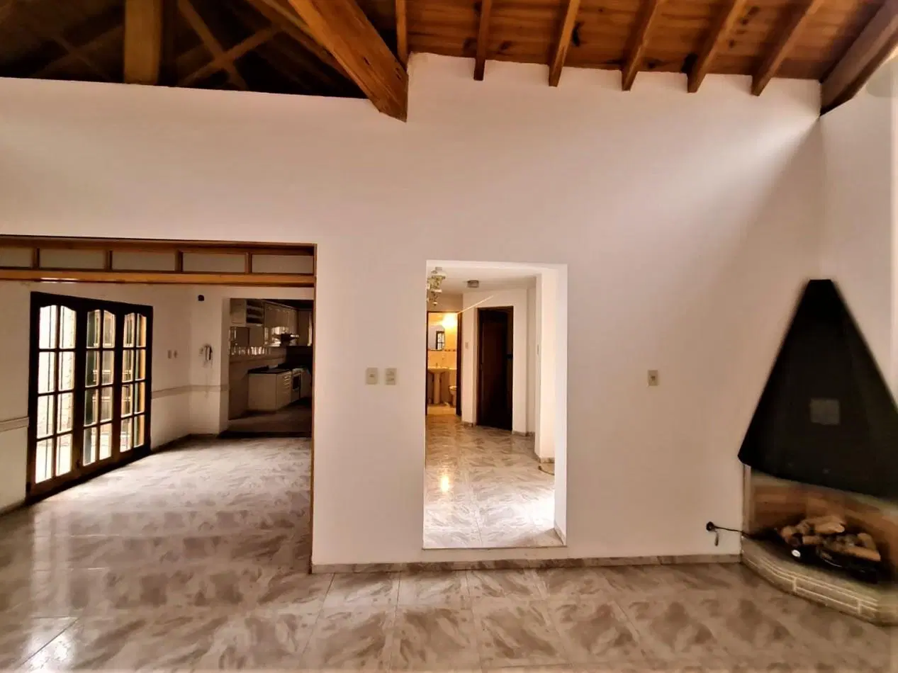 CASA EN VENTA EN VISTALBA 3