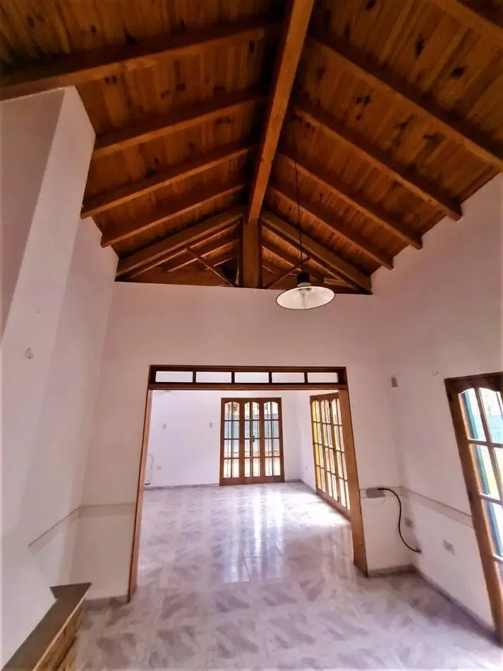 CASA EN VENTA EN VISTALBA 4