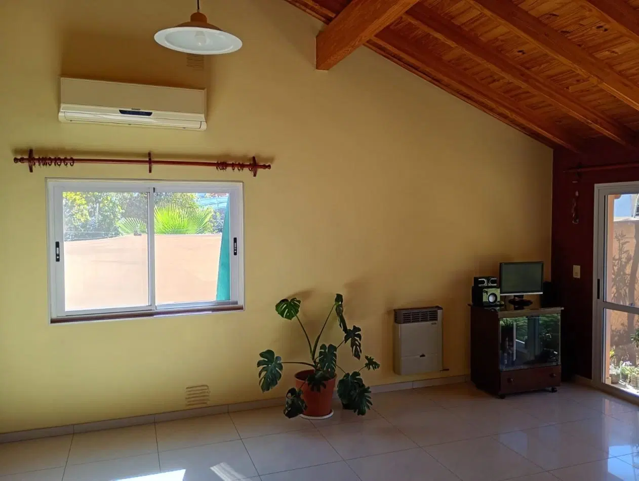 INMOESTATE VENDE CASA EN MAIPU, MENDOZA 2