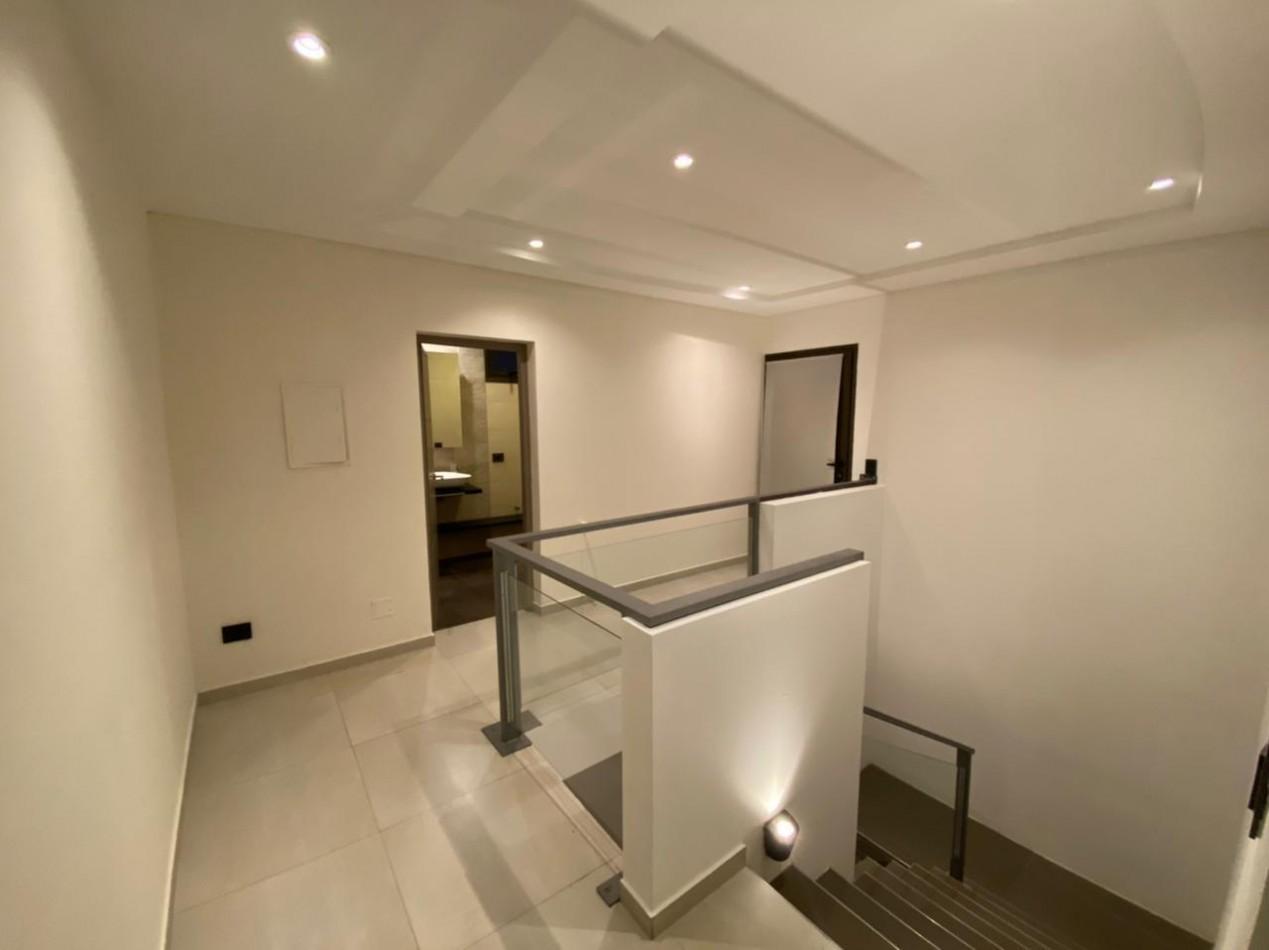 Foto de INMOESTATE ALQUILA EXCLUSIVA CASA EN BARRIO CARRASCAL - LUNLUNTA, LUJAN DE CUYO, MENDOZA, imagen 5