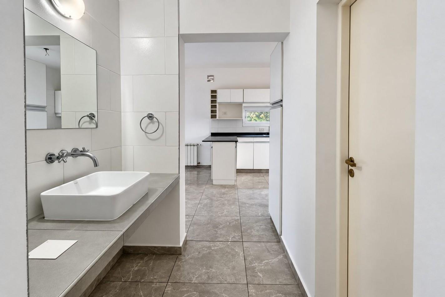Foto de INMOESTATE ALQUILA CASA EN BARRIO PINARES DE FURLOTTI, MAIPU, MENDOZA, imagen 5