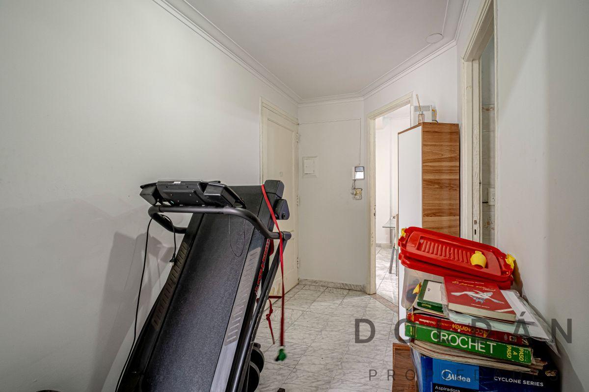 Venta - departamento de 3 ambientes con patio y balcón