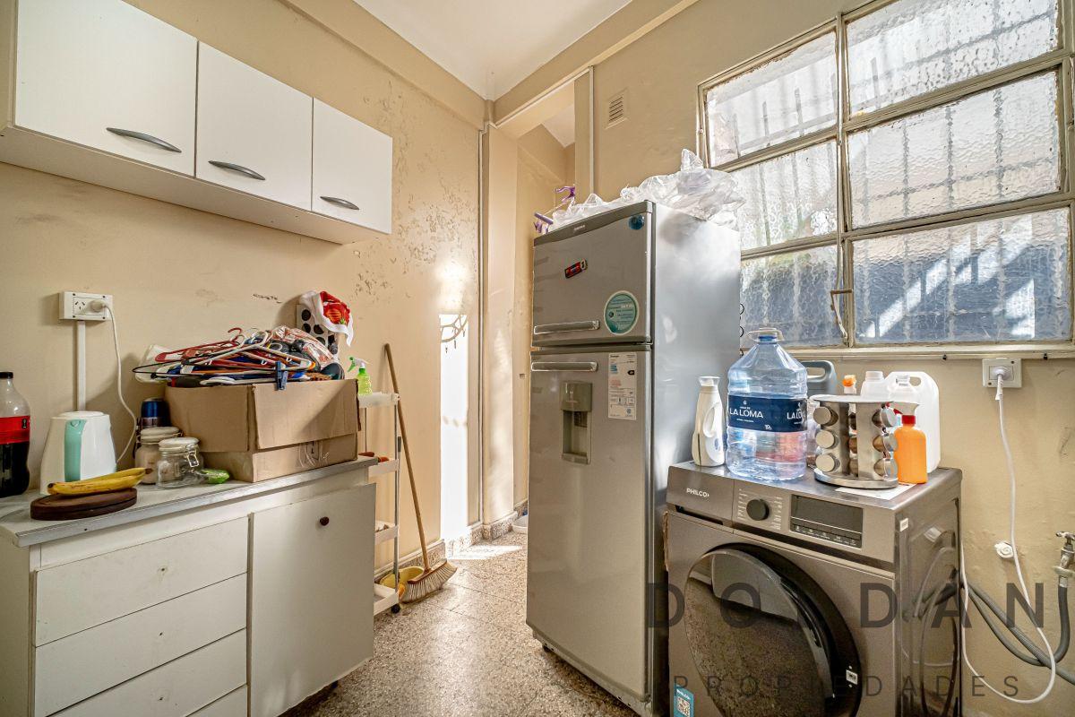 Foto de Venta - departamento de 3 ambientes con patio y balcón, imagen 1