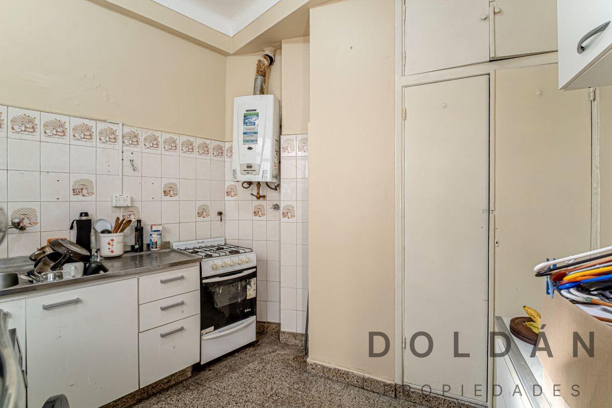 Venta - departamento de 3 ambientes con patio y balcón