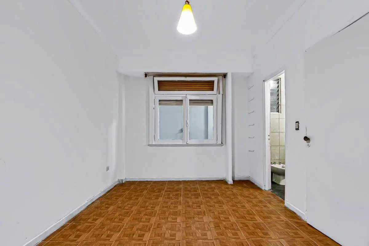 Venta - 2 ambientes en planta baja con patio propio 8