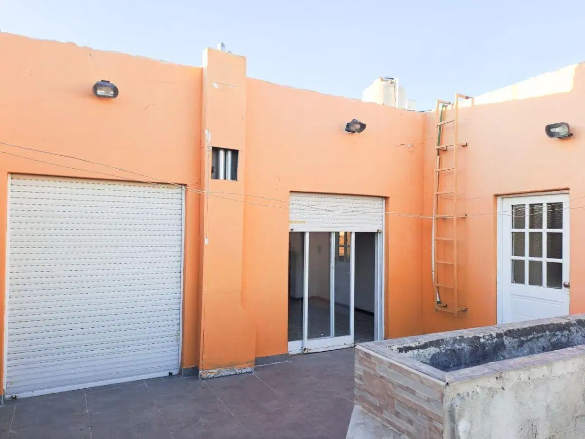 Departamento con 3 dormitorios en alquiler en Centro de Neuquen 3