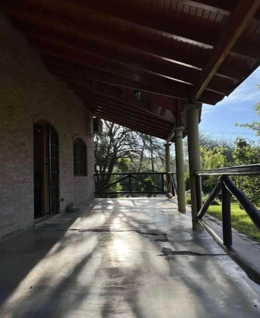 Foto de CASA EN VENTA - Villa de Las Rosas, imagen 3