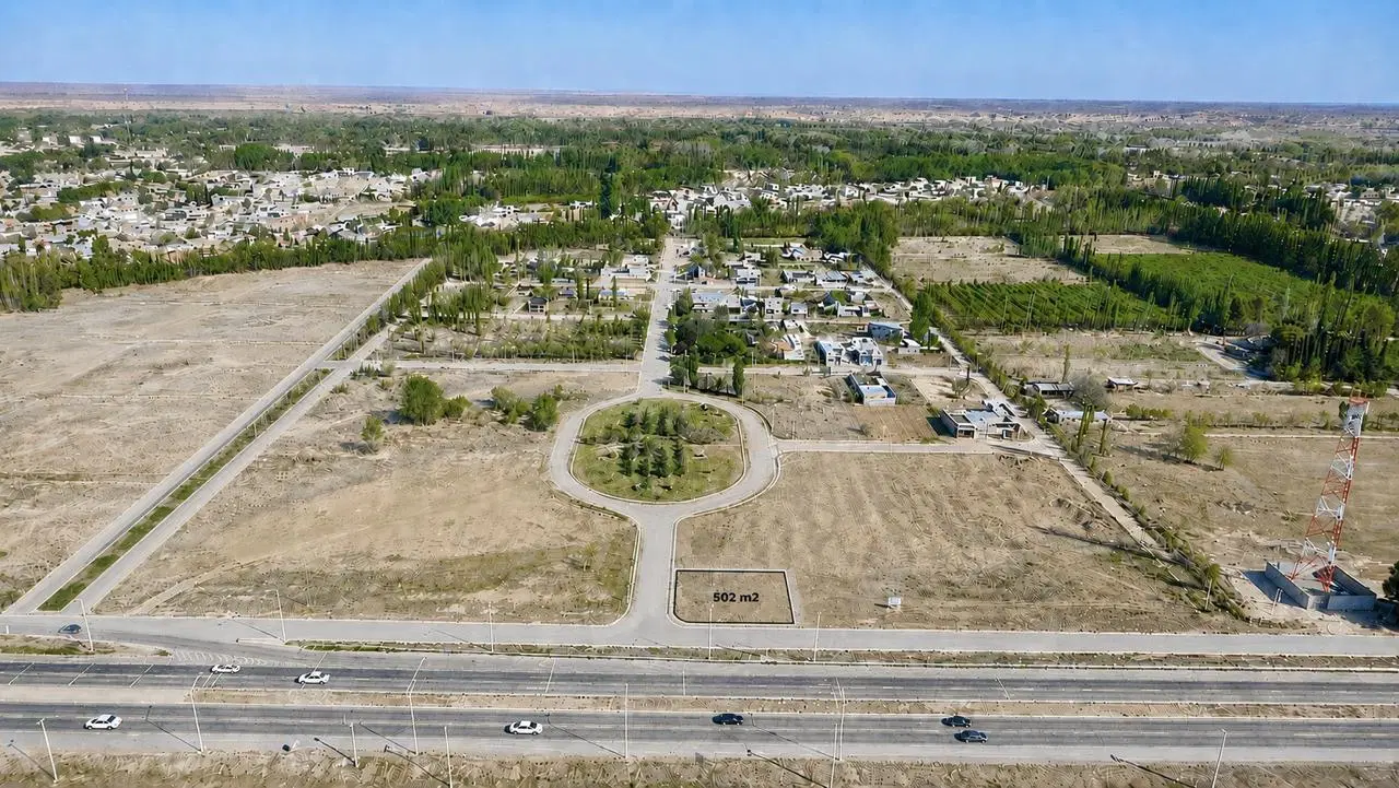 VENTA LOTE COMERCIAL FRENTE A RUTA B° MANZANAR DE PLOTTIER 2