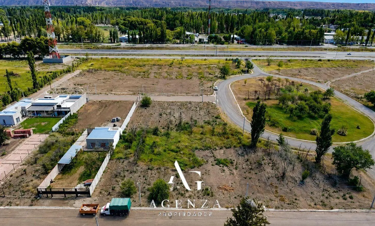 VENTA TERRENO B° MANZANAR DE PLOTTIER 4