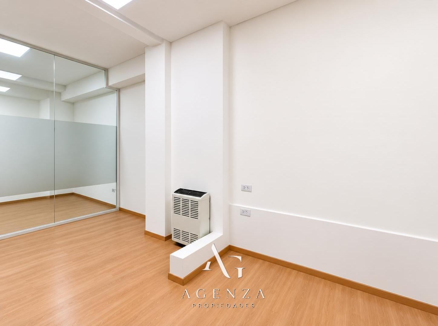 Foto de Oficina en Venta Centro Neuquén Capital, imagen 1