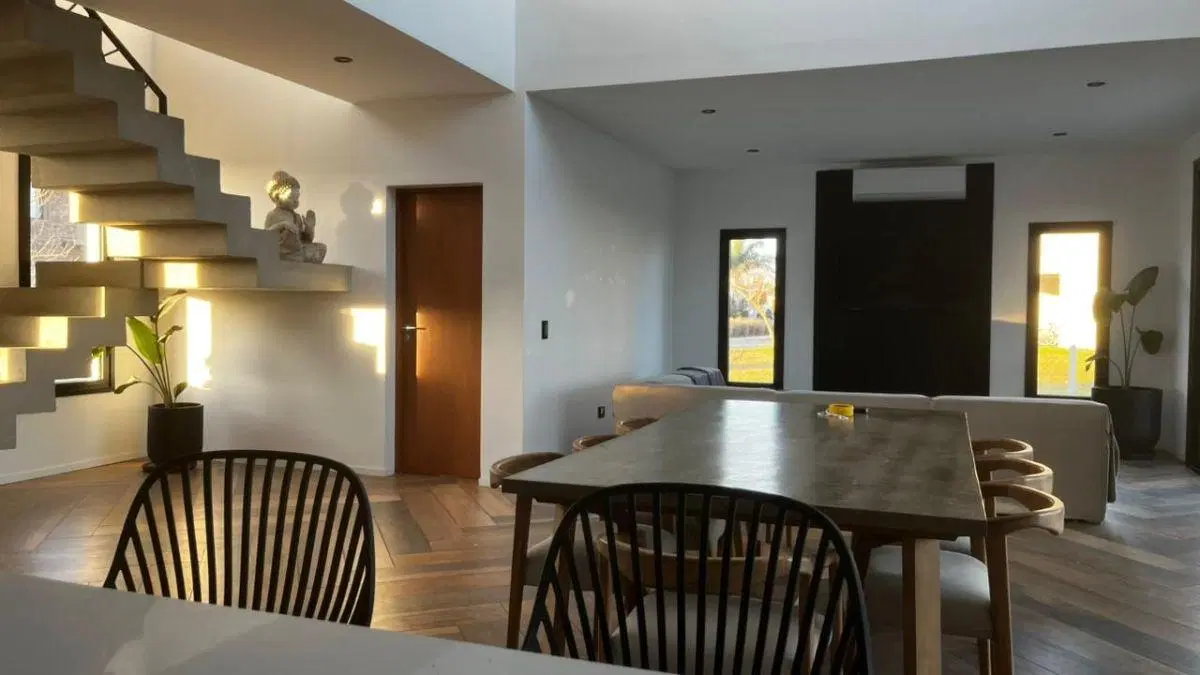 VENTA HERMOSA CASA 5AMB A LA LAGUNA CRUZ DEL SUR - SAN VICENTE 5