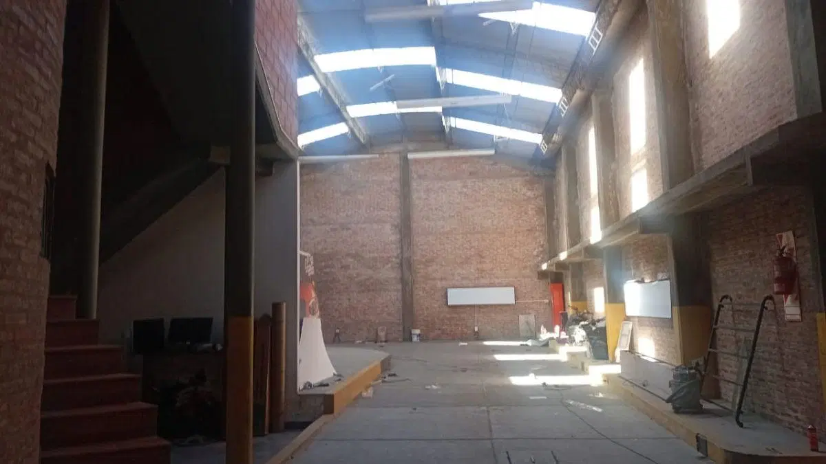 ALQUILER DEPÓSITO/LOCAL 250m2 SOBRE LA COLORADA EL JAGUEL 5