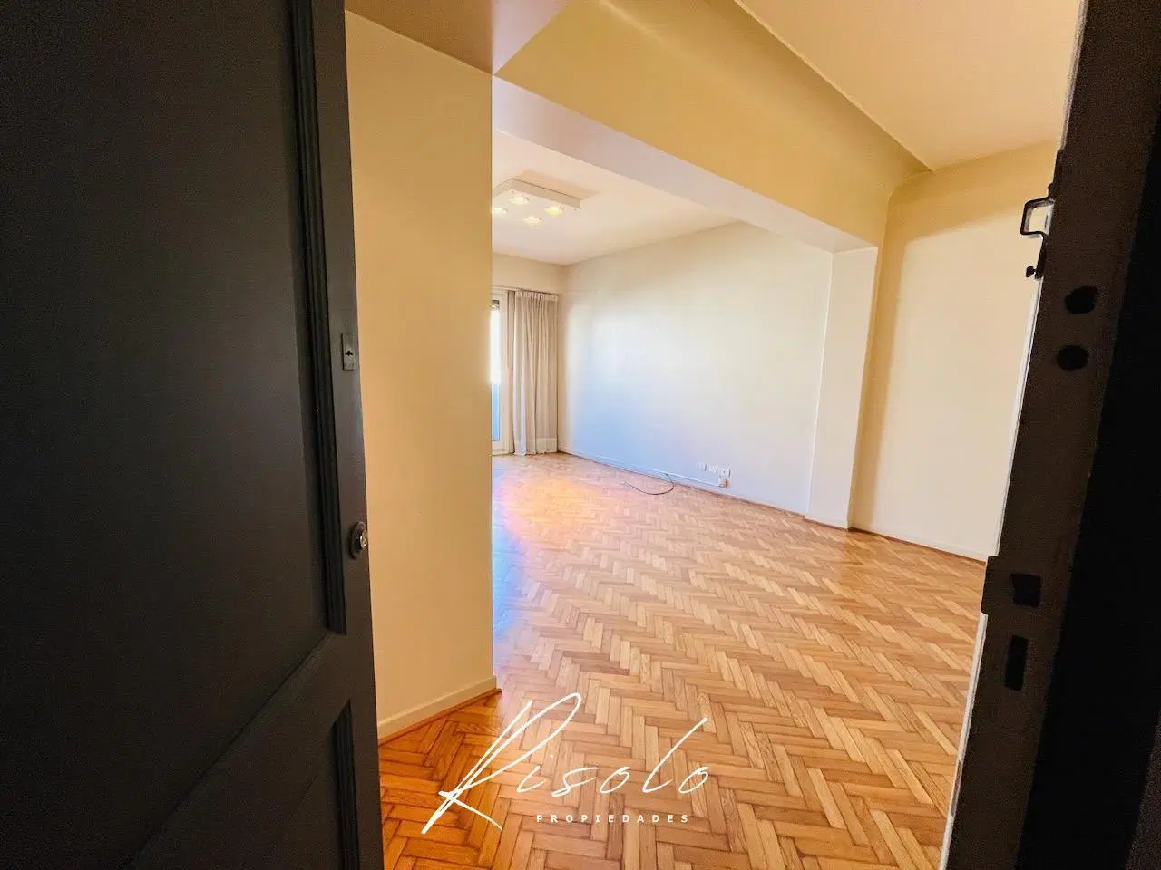 Departamento Venta, 4 ambientes, 3 dormitorios, 2 baños. Cocina. Dependencia. Reciclado, Recoleta 4