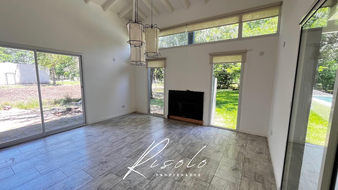 Foto de Casa en Venta. Pileta, Riego 3 dormitorios. Escritorio. Barrio Cerrado, Escobar, imagen 5
