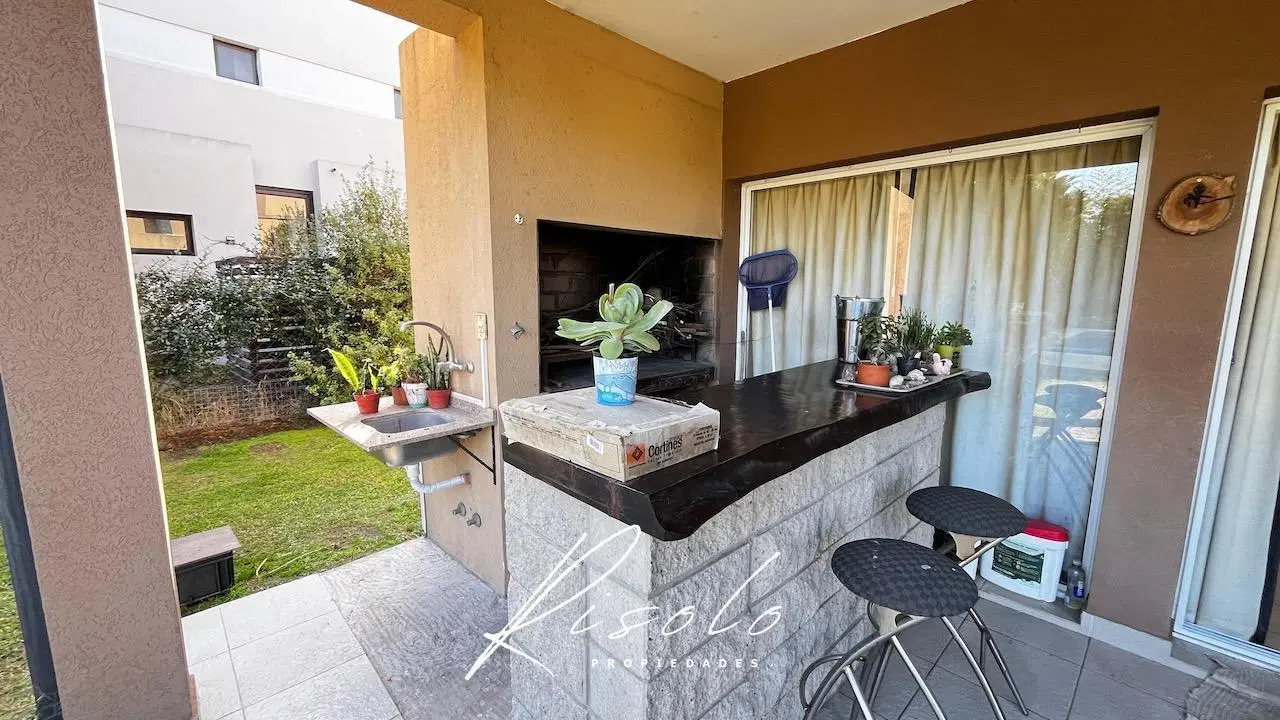 Casa en Venta, Pileta, 3 dormitorios, Pileta, Jacuzzi. Lote Interno, Barrio Cerrado, Escobar 5