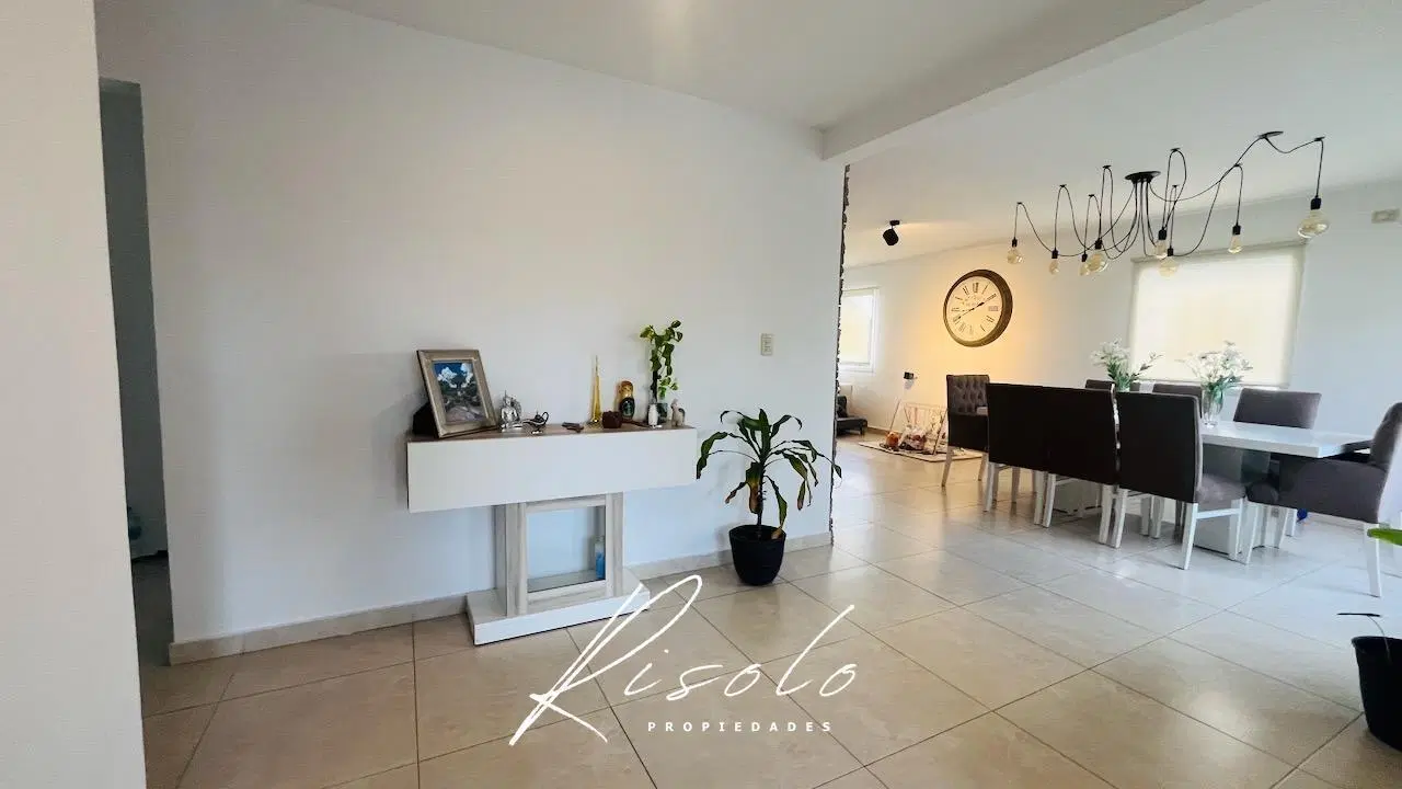 Casa en Venta. 3 dormitorios. Pileta. Cocina independiente. Cerco Vivo. Barrio Cerrado, Escobar 5